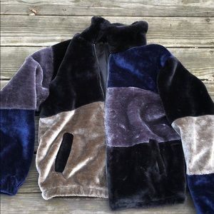 URBAN OUTFITTERS WINTER COAT